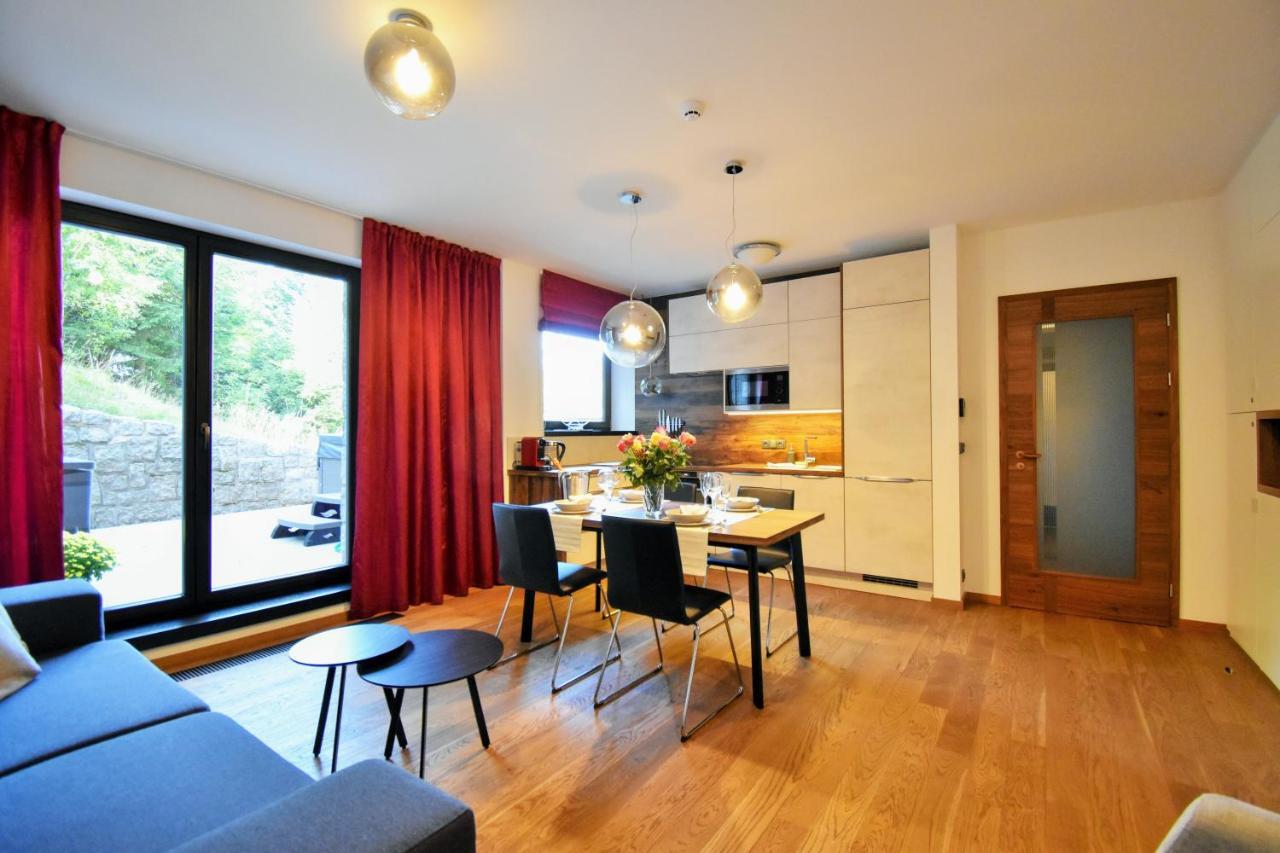 Apartment Adelka 104 With Private Whirlpool Spindleruv Mlyn Bagian luar foto