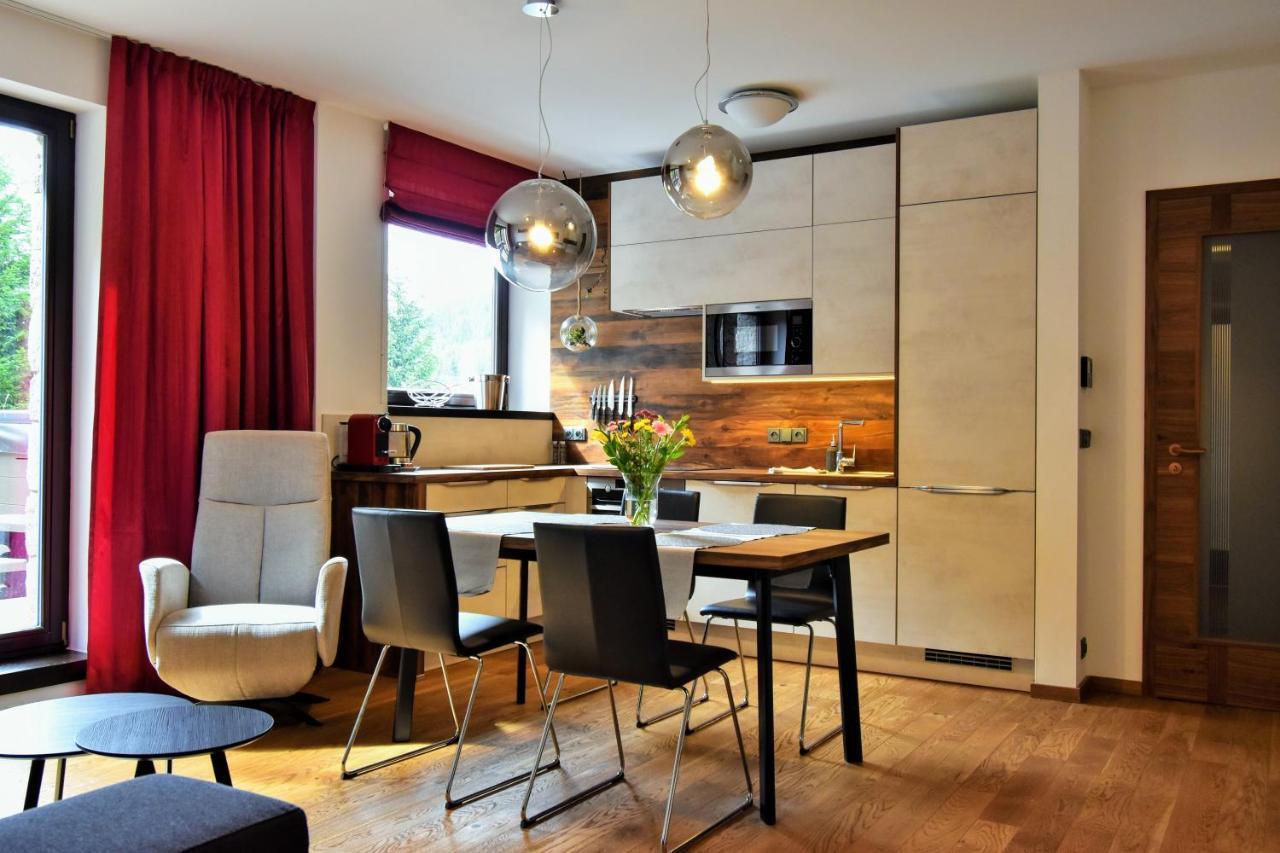 Apartment Adelka 104 With Private Whirlpool Spindleruv Mlyn Bagian luar foto