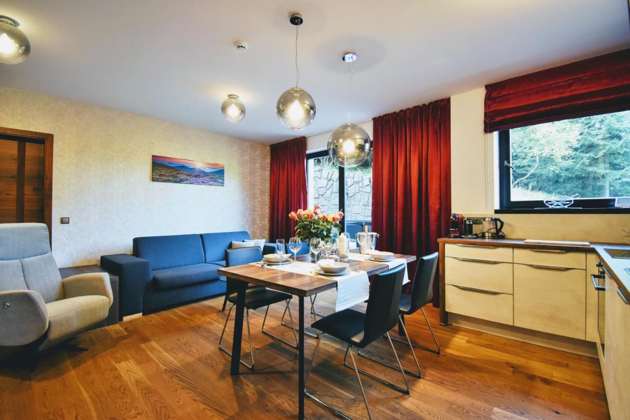 Apartment Adelka 104 With Private Whirlpool Spindleruv Mlyn Bagian luar foto